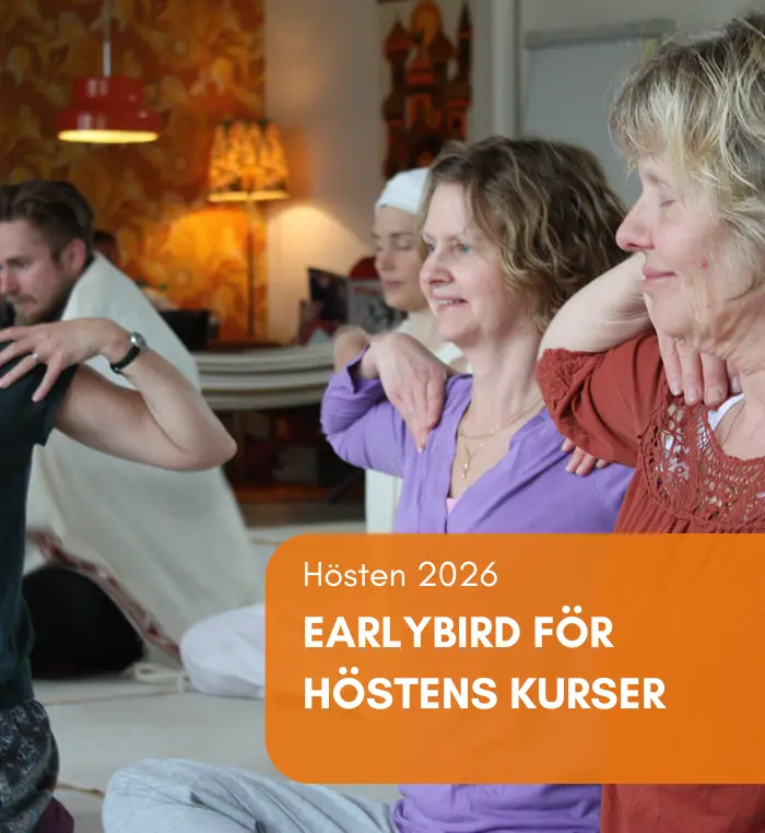 Earlybird hos Yogaland i Vällingby, Västerort.